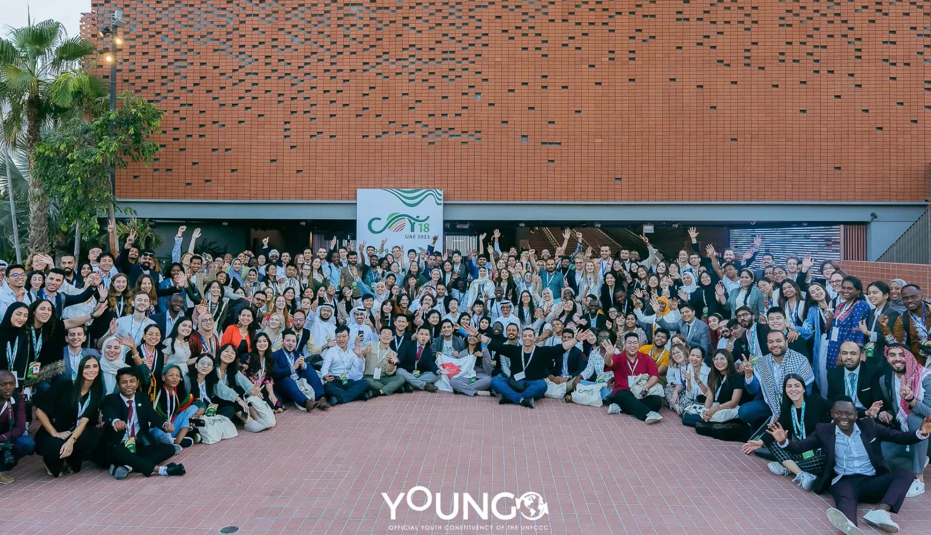 Young climate leaders holding a collaborative session